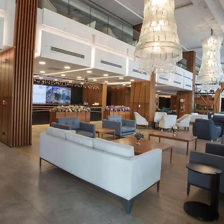 Hilton Garden Gimat 5*
