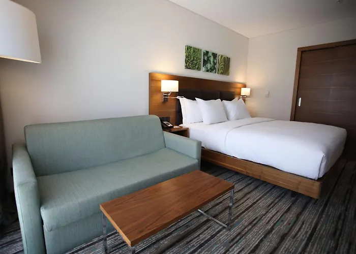 Hilton Garden Gimat Hotel