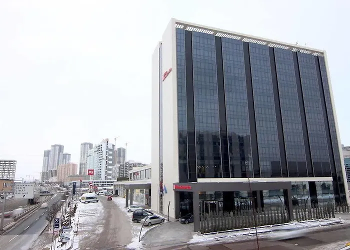 Hotel Hilton Garden Gimat