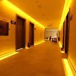 ホテル Hilton Garden Gimat 5*