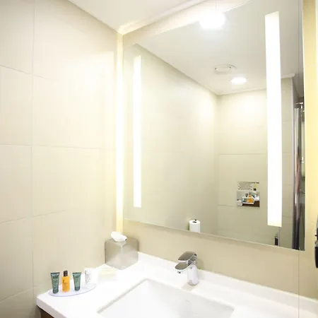 Hilton Garden Gimat 5*