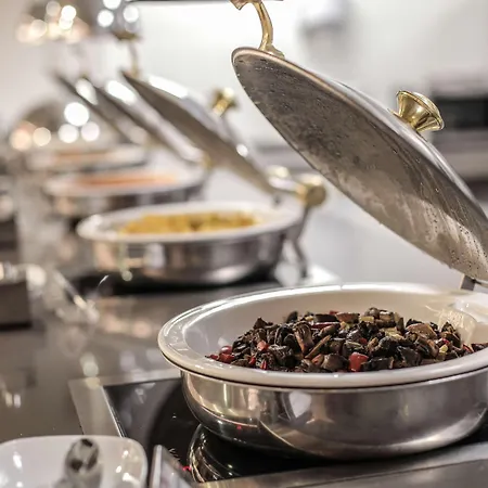 Hilton Garden Gimat Hotel