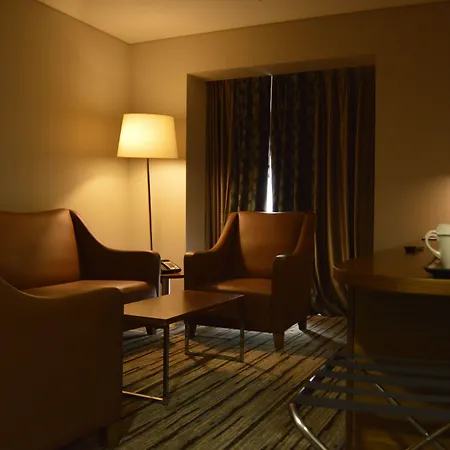 호텔 Hilton Garden Gimat