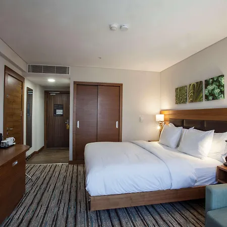 Hilton Garden Gimat 5*