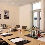 Hilton Garden Gimat Отель 5*