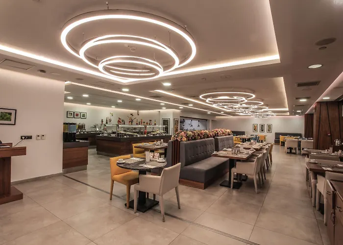 Hilton Garden Gimat Hotel